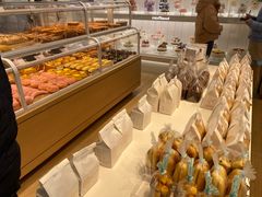 面包甜点陈列柜-好利来(马栏广场店)