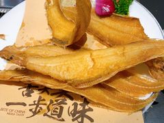 -鸭绿江海鲜烧烤大排档(杏林街店)