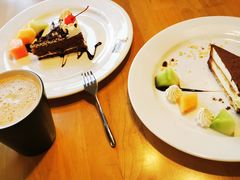 黑森林蛋糕配水果-巴伐利亚啤酒坊(意式风情街店)