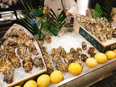 -圣丰索菲特·2 On 988 Café 自助餐厅
