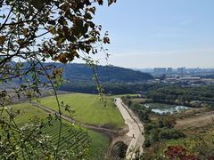 -灵岩山风景区