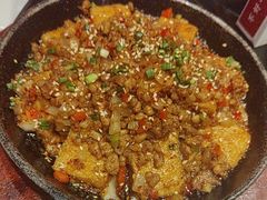 -川流不息·地道川菜·小龙虾(新松江路店)