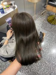 -Tloml salon