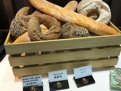 -广州花园酒店·凌璇阁旋转餐厅CAROUSEL360