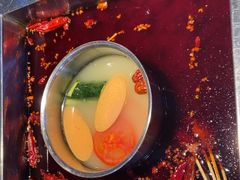 -二荆条·蜀鲜汇城市森林火锅