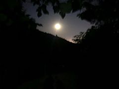 -鬼笑石后山停车场