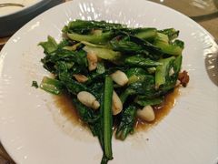 豆豉鲮鱼油麦菜-新白鹿餐厅(龙游路总店·杭帮菜名店)
