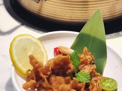 柠檬无骨鸡爪-六少·猪肚包鸡火锅(卓悦INTOWN店)