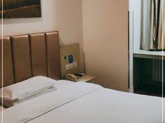 -如家驿居酒店(北京首都体育馆白石桥南地铁站店)