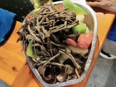 -山城柴火鸡·全鸡宴·跳水蛙(五小区店)