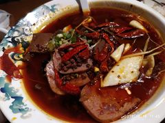 毛血旺-渝是乎川渝小炒(新世界百货望京店)