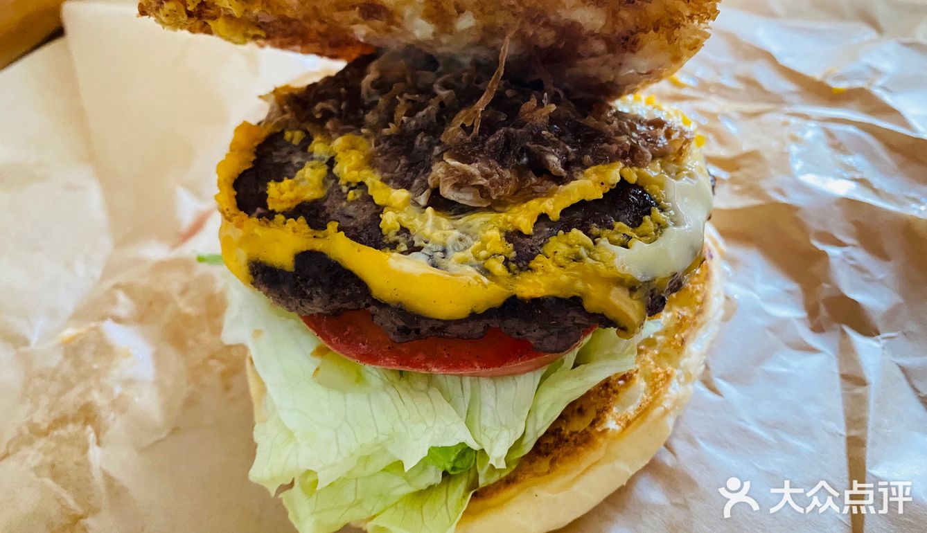 和牛芝士汉堡🍔，我觉得一般般呢