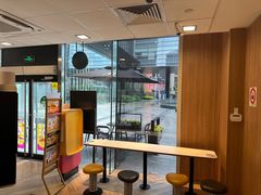 -麦当劳(虹口星荟中心店)