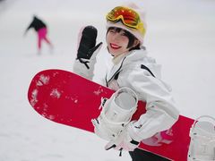 -乔波室内滑雪场