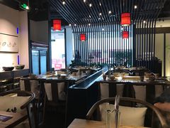 大堂-尚尚仙·酸汤猪手·猪肚鸡火锅(华联万柳购物中心店)