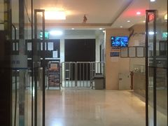-朱毅育龙游泳俱乐部