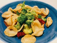 蒜片辣椒银鱼仔耳朵面-柏蔻餐厅Le Banquet Bistro(天河北店)