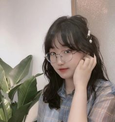 -BULB STUDIO 巴柏明星发型工作室