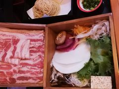 黑豚肉涮涮锅-黒豚料理 寿庵(中央駅西口店)