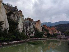 -彩色沙林风景区