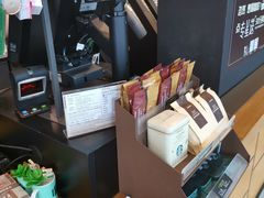 -星巴克(南京鼓楼吾悦广场店)