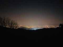 -鬼笑石后山停车场