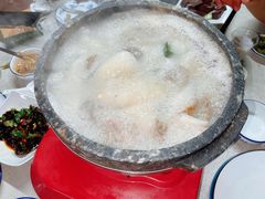 -墨脱石锅椰子鸡•香草鸭•东山羊(大东海店)