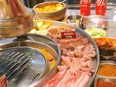 -哈哈碳都·牛肋条无限自助烤肉(台江万达店)