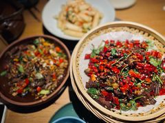 -吃饭皇帝大土家民族菜(正大广场店)