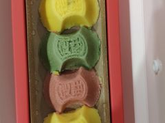 -阮大兴糕团(杭州西湖银泰百货店)