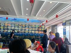 等位区-渔中舟海鲜大排档(普陀沈家门店)