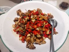 销魂牛蛙煲-长湘居(数码大厦店)