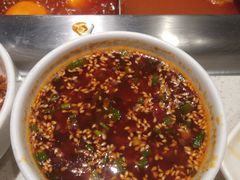 -海底捞火锅鲜切牛肉主题店(长寿路店)