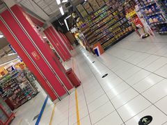 -家乐福(四元桥购物中心店)
