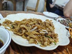 干炒牛河-南记食粥坊·宵夜大排档(岭南分店)