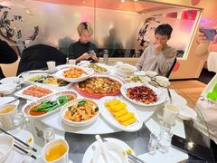-巴特餐饮6加1音乐餐吧·新疆菜