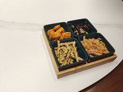 小零食-王捌小院(红花坡店)