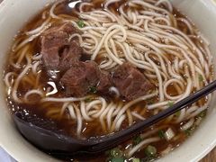 -李先生牛肉面大王(北京站售票厅餐厅)