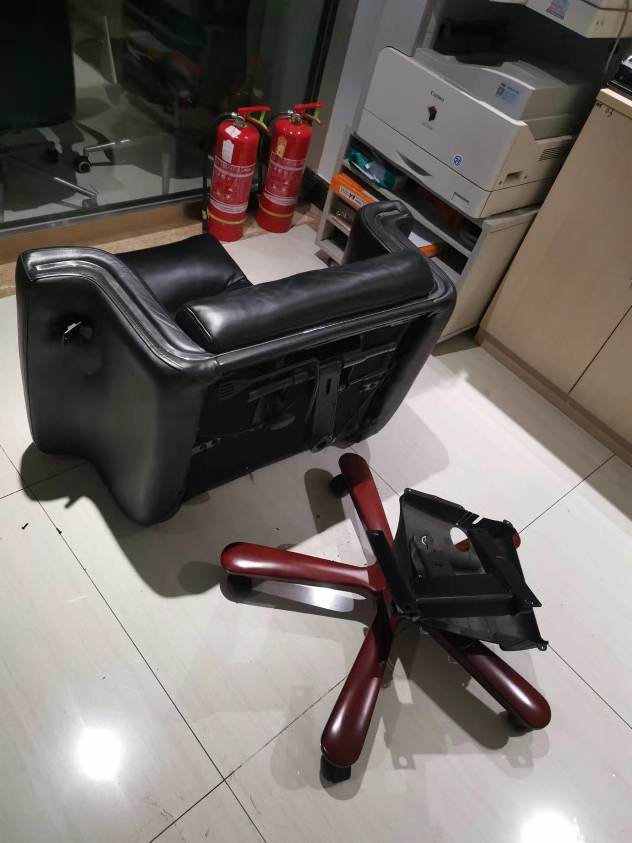 专业维修老板椅员工椅,不满意不收费