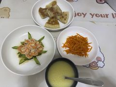 -鲸励母婴月嫂(望京店)