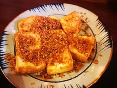 -Cuc Gach Quan Restaurant