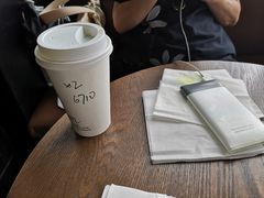 -星巴克(七宝领展广场1F店)