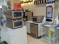 -全家便利店(洛川东路店)