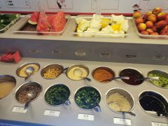 自助调料区-海底捞火锅(勒泰店)