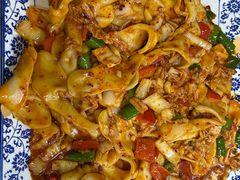 辣白菜炒猫耳朵-后卫寨猫耳朵(后卫寨店)