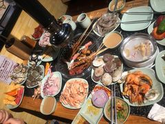 -釜御山海鲜烤肉火锅自助(新城市中心店)