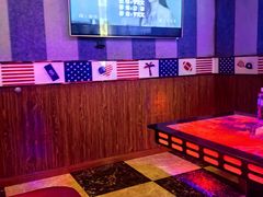 -唱吧麦颂KTV(松江五龙商业广场店)