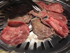 牛舌-韩聚屋韩国烤肉餐厅(新北万达店)
