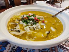 -川流不息·地道川菜·小龙虾(松东路店)