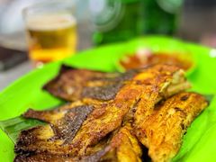 -明记烧鱼美味店